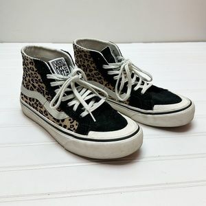 Vans cheetah print high top lace up skate shoes 6